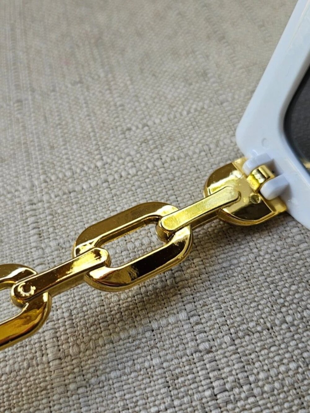 Fashion Sunglasses Women Eyeglasses White Plastic Frame Gold Tone Temple Shades - Picture 10 of 12